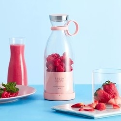 380ml Magnetic Wireless Portable Mini Fruit Juicer New Design Food Grade Material Rechargeable Electric Juicers